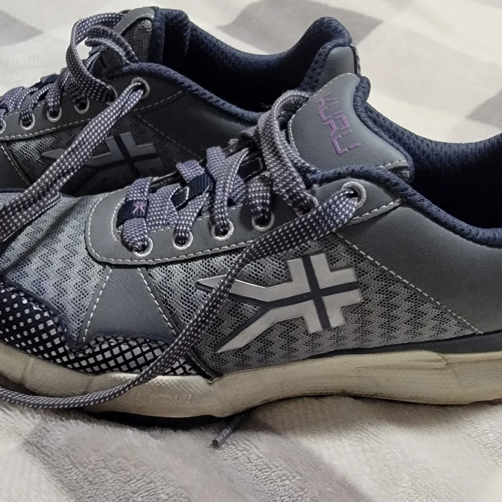 KURU Quantum Mesh womens gray‎ and lavender Size 7 Running Shoes